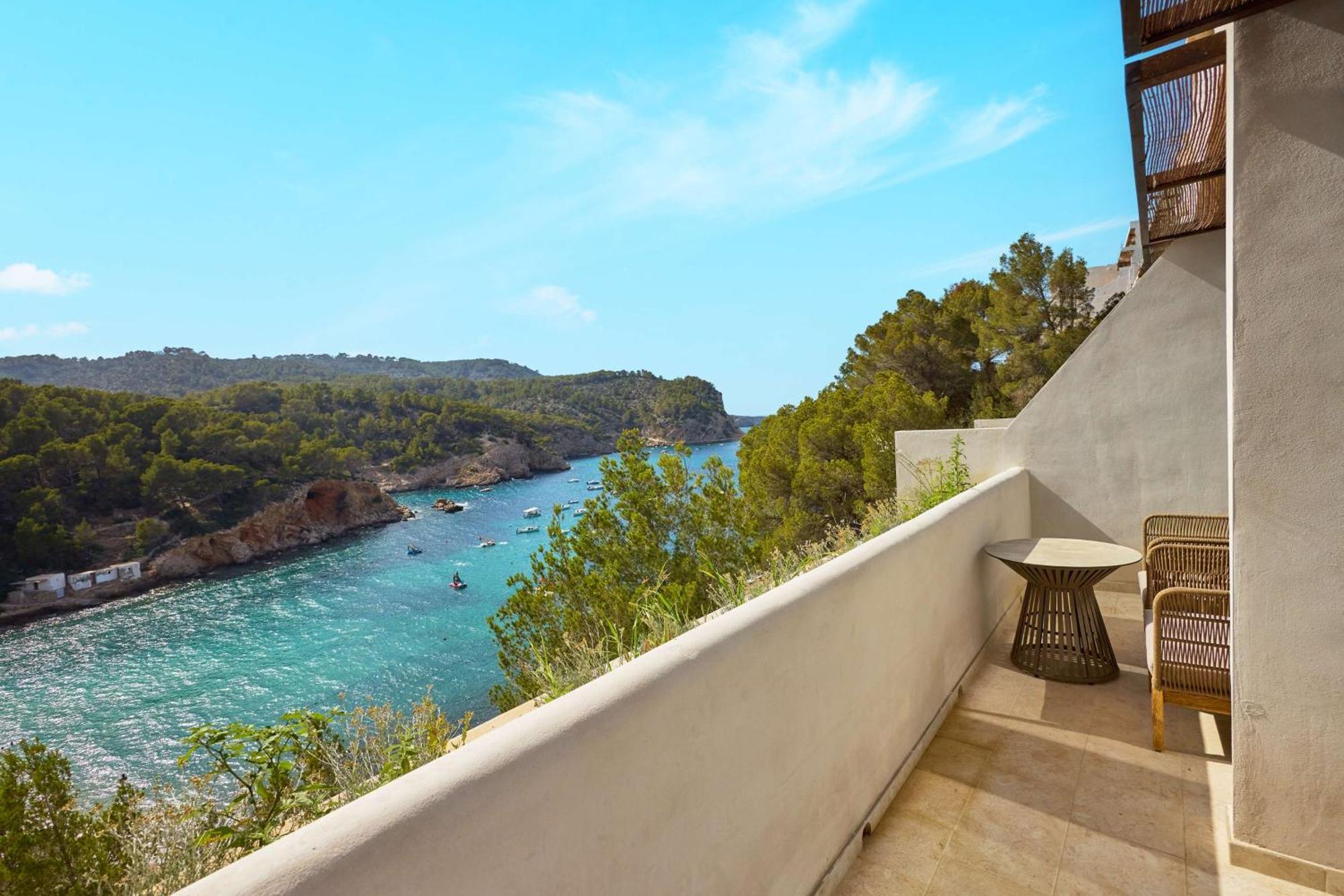 Cala San Miguel Hotel Ibiza, Curio Collection By Hilton, Adults Only Port de Sant Miguel Exterior foto